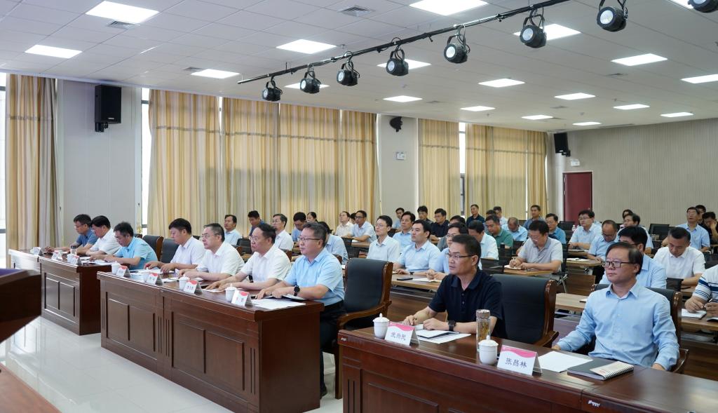 20240719党委理论学习中心组学习3.jpg